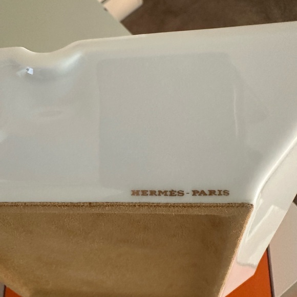 Hermès Porcelain Pumpkin's Ashtray - Picture 9 of 11